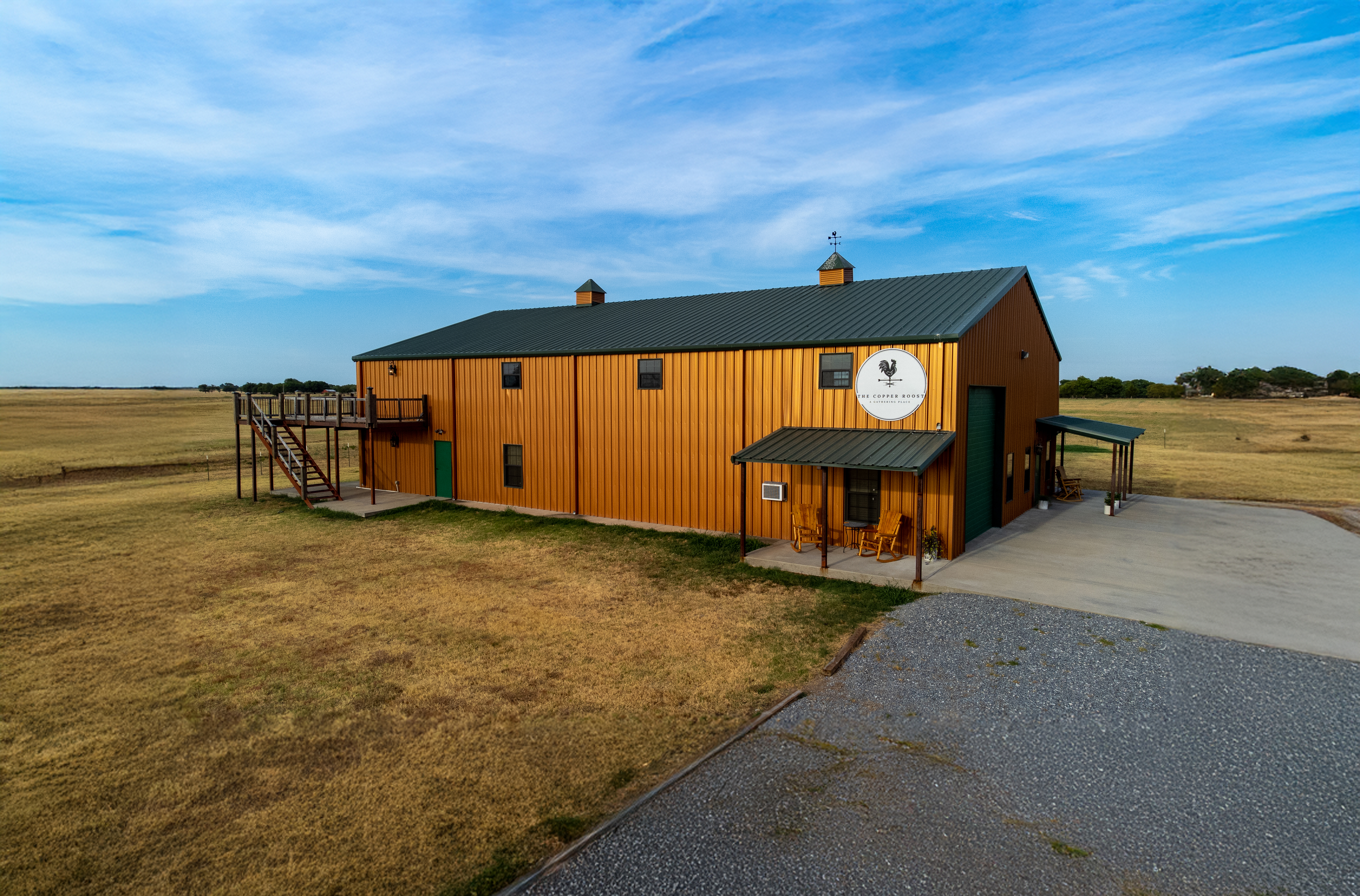 Exterior view of The Copper Roost barndominium vacation rental near Lake Texoma, Oklahoma