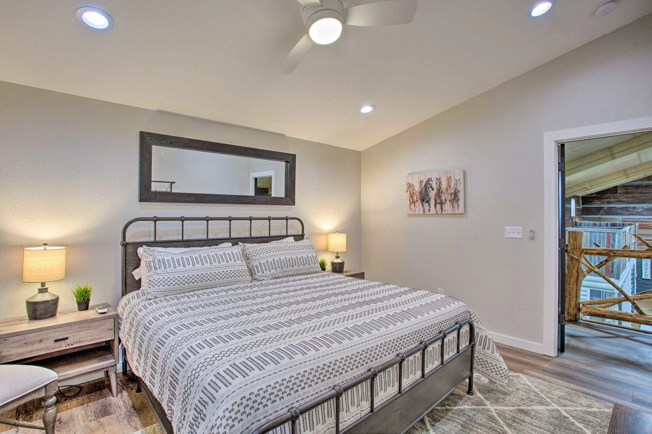 Cozy en-suite bedroom inside The Copper Roost